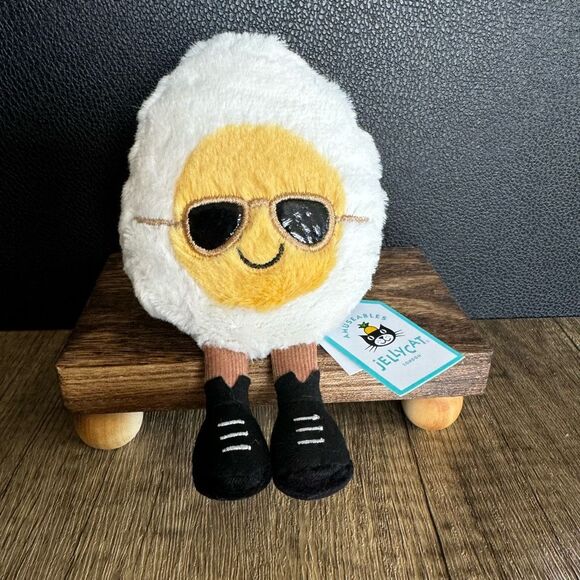 Jellycat Boiled Egg Chic FAST SHIP NEW - Picture 1 of 4